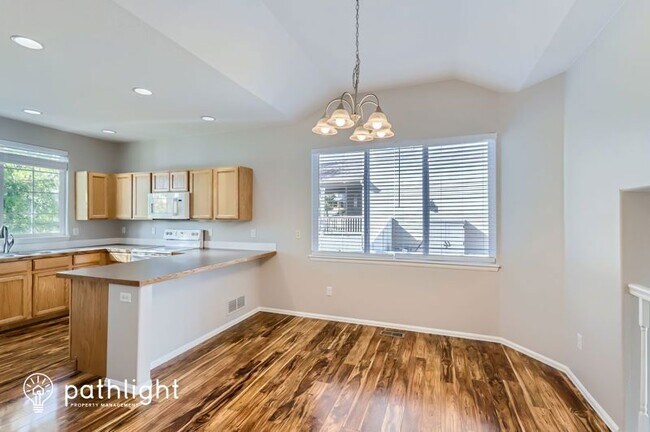 Building Photo - 3371 Bayberry Ln