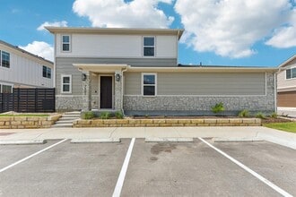 Building Photo - 7601 Bow Ct