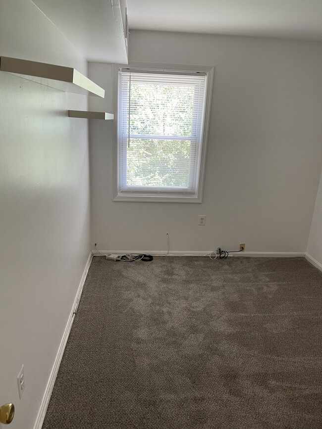 Building Photo - 11769 Carriage House Dr