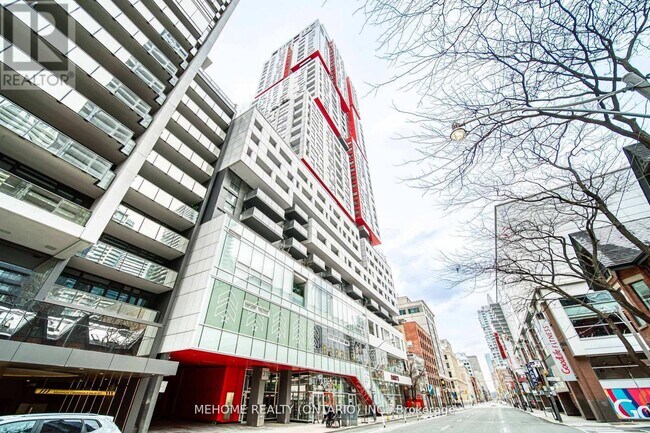 Building Photo - 318 Richmond St W