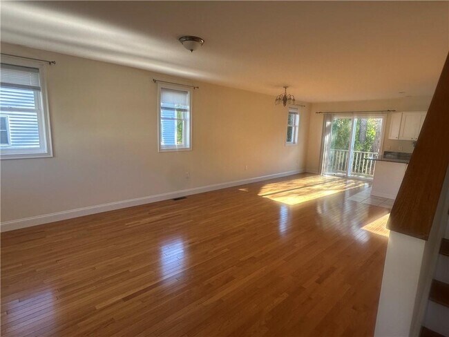 Foto del edificio - 32 Seafare Ln