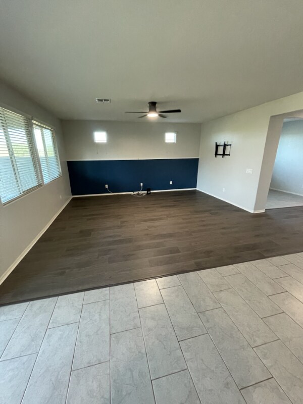 Foto del edificio - 17922 W Tina Ln