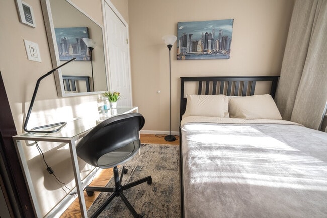 Foto del edificio - 5 W 101st St