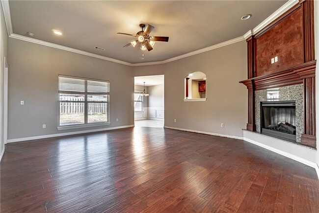 Building Photo - 1161 Coventry Ln
