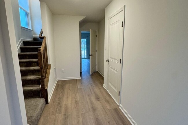 Foto del edificio - 2543 Westwind Blvd