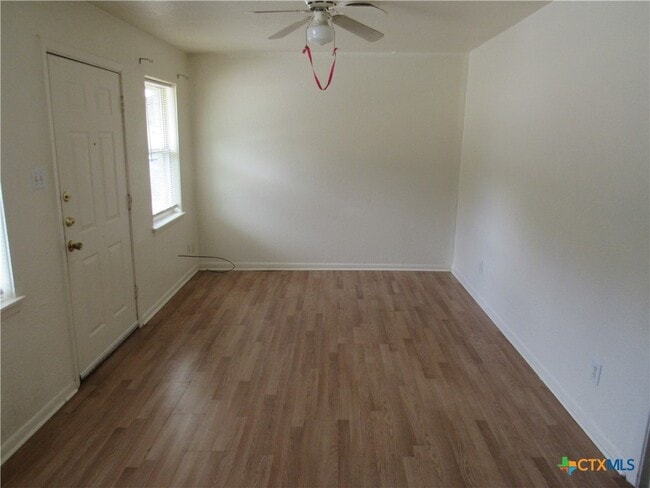 Building Photo - 514 Wolf St