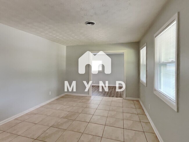 Building Photo - 1638 Atherton Dr