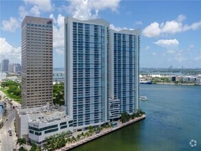 Building Photo - 325 S Biscayne Blvd