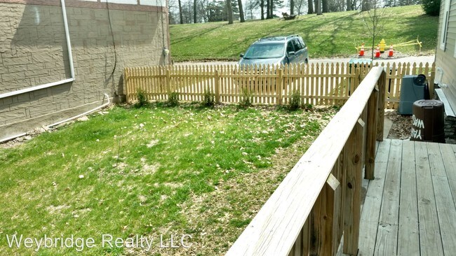 Building Photo - 2 br, 1.5 bath House - 3438 Beaumont Pl.