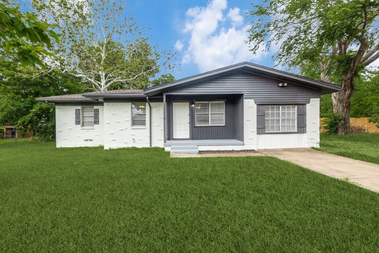 Foto principal - 676 Pine St