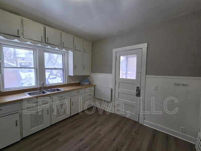 Foto del edificio - 406 Locust St