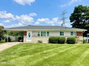 Building Photo - 210 Finchleigh Dr