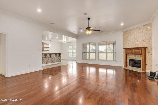 Foto del edificio - 225 Woodhaven Rd