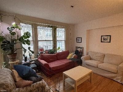 Foto del edificio - 1802 Massachusetts Ave