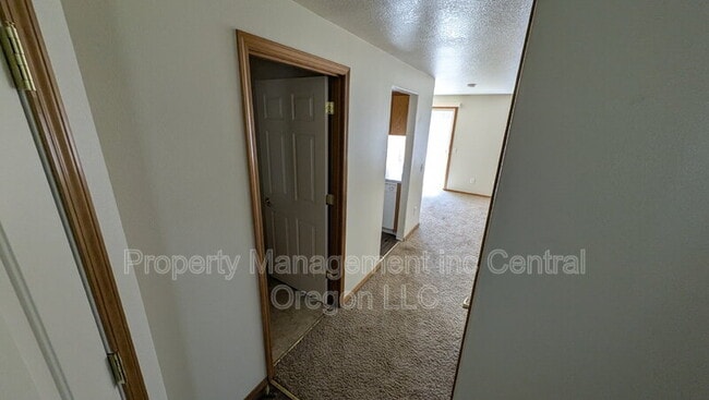 Building Photo - 2110 Baines Blvd