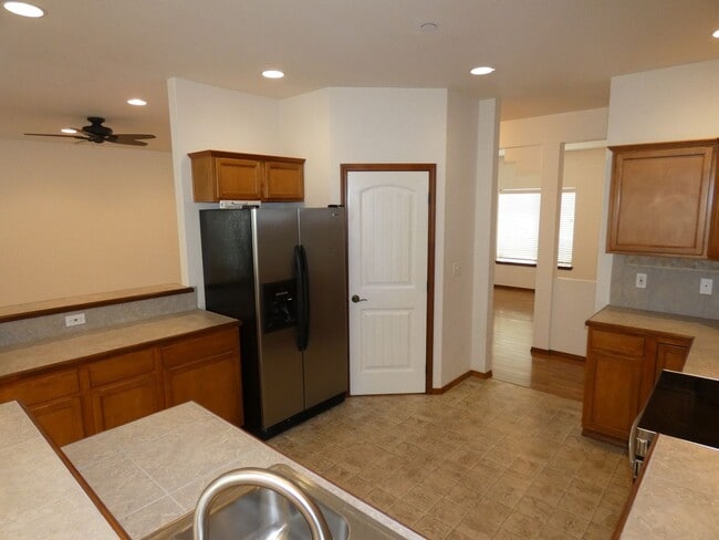 Building Photo - Rolling HIlls Court Rambler