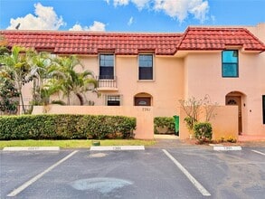Building Photo - 7361 SW 26th Ct