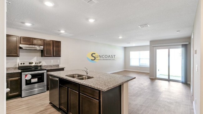 Building Photo - 44 Ryarbor Dr