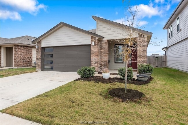 Foto del edificio - 918 Kickapoo Ln