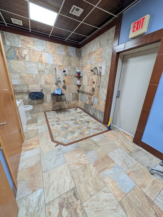 Foto del edificio - 307 S Adair St