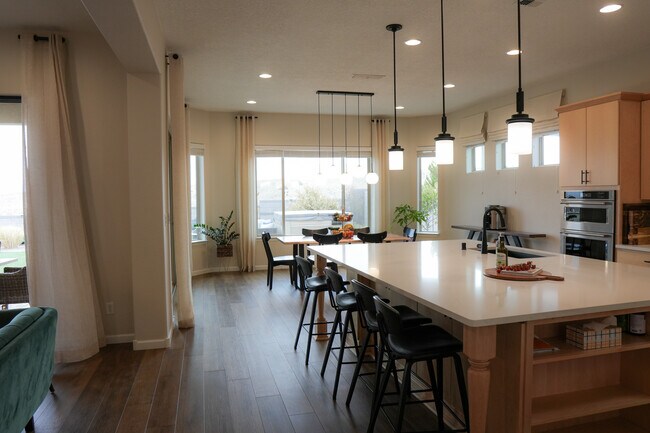 Foto del edificio - 12000 Bear Valley Ln NW