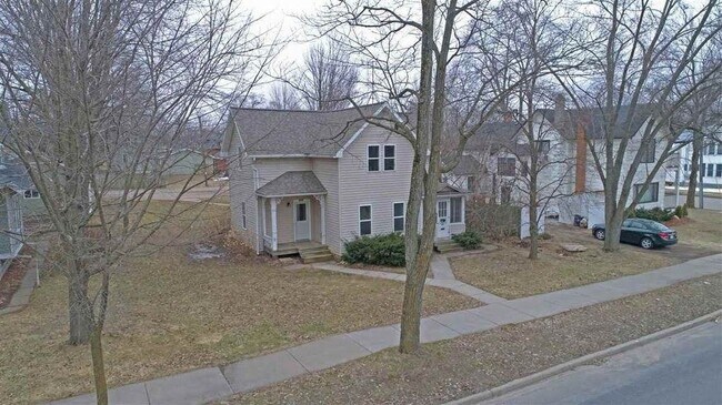 Exterior- Front - 106 N State St