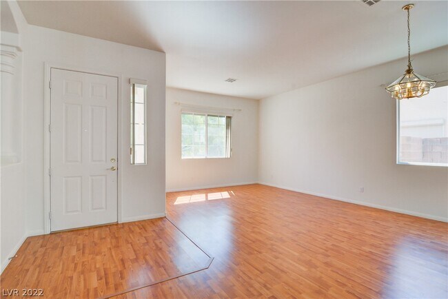 Foto del edificio - 2532 Ashley Rose Terrace