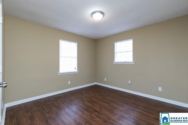 Foto del edificio - 21037 Sycamore Rd