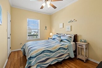 Building Photo - 3923 Reeves Dr