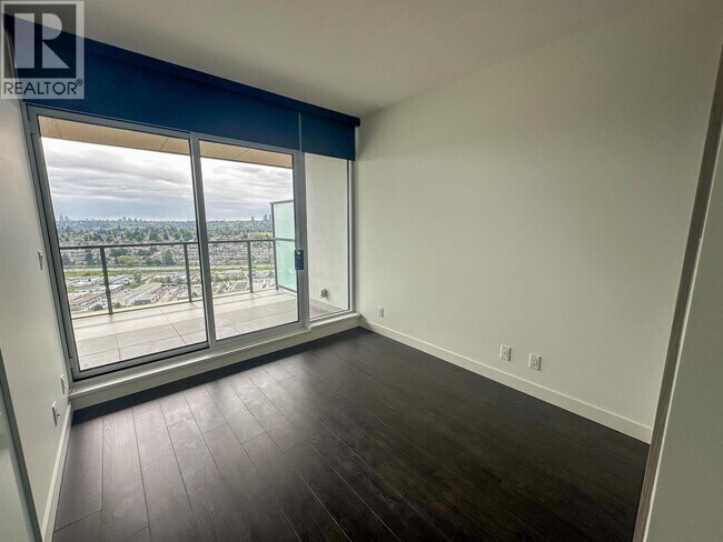 Photo du bâtiment - 4890 Lougheed Hwy.