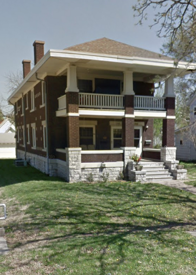Building Photo - 202 S Highland Ave