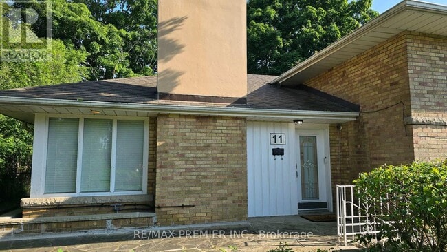 Building Photo - 11 Northolt Ct