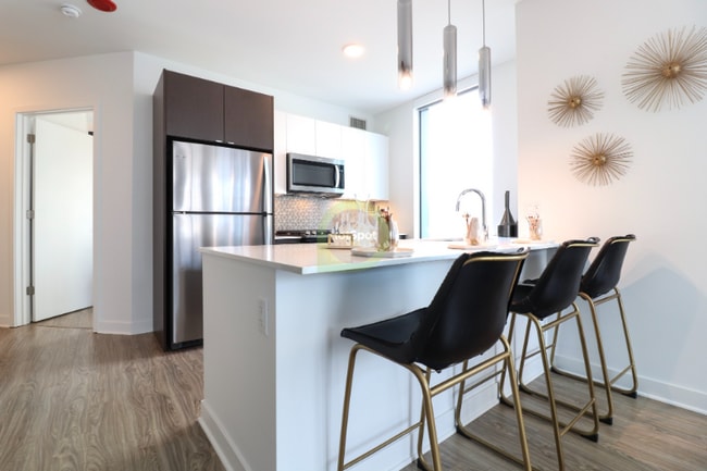 Photo - 1300 Michigan Ave Apartment
