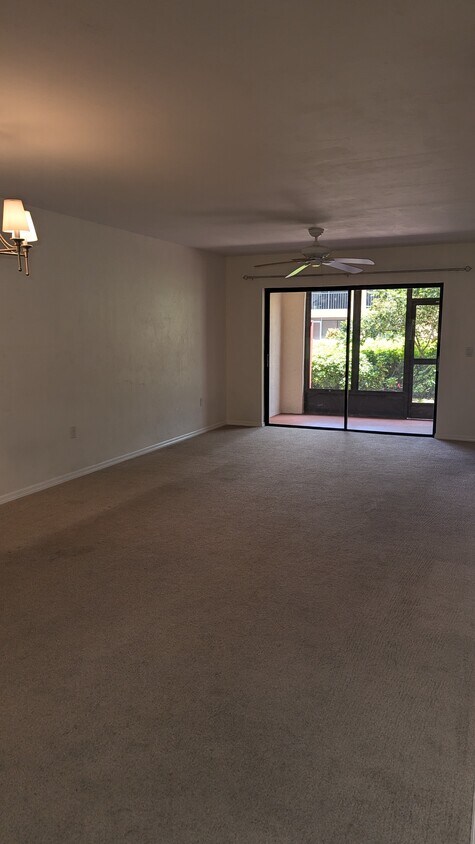Foto del edificio - 9871 Citadel Ln