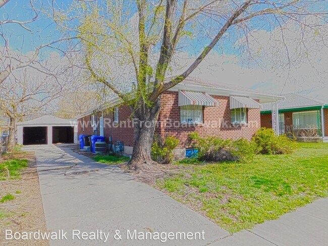 Foto del edificio - 1 br, 1 bath Apartment - 2127 S 200 E