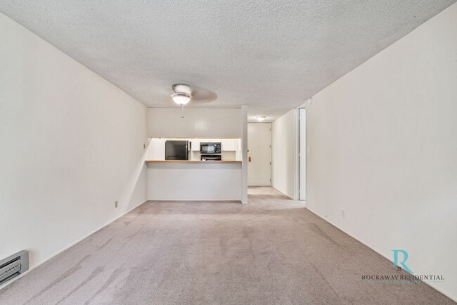 Building Photo - 2206 Shelter Creek Ln