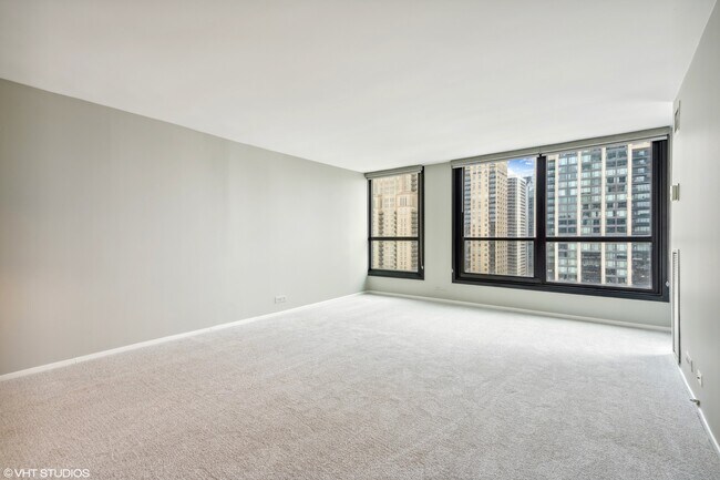 Foto del edificio - 1030 N State St