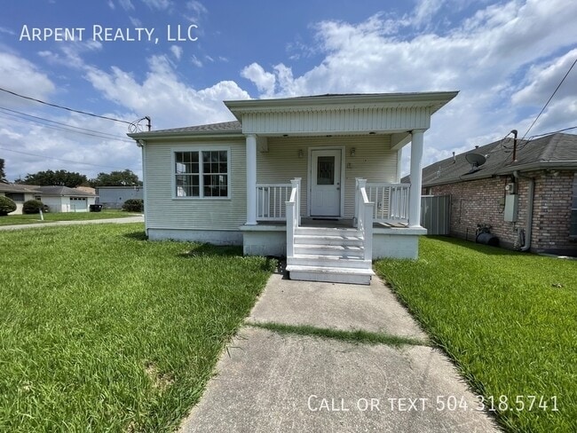 Building Photo - 2121 Montesquieu St