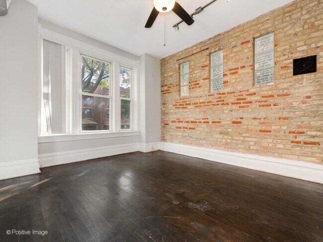 Foto del edificio - 826 N Winchester Ave