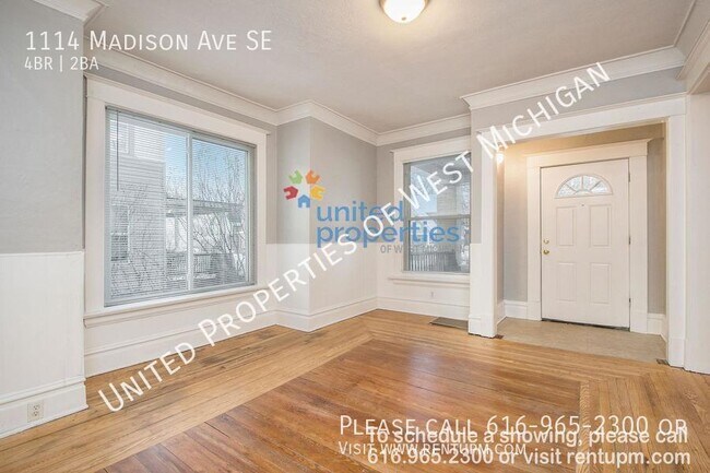 Foto del edificio - Available Now | 4 Bedroom, 2 Bathroom Sing...