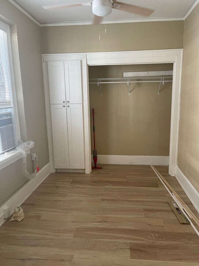 Foto del edificio - 210 N 17th St W