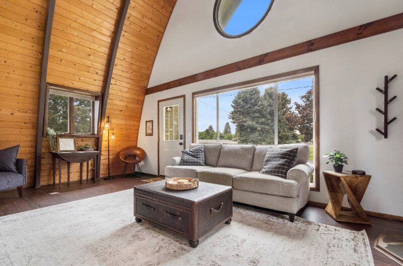 9716 N Baack St, Hayden, ID 83835 Room for Rent in Hayden, ID