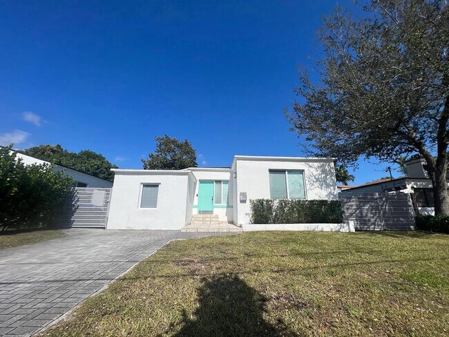 Foto del edificio - 1265 SW 19th Ter