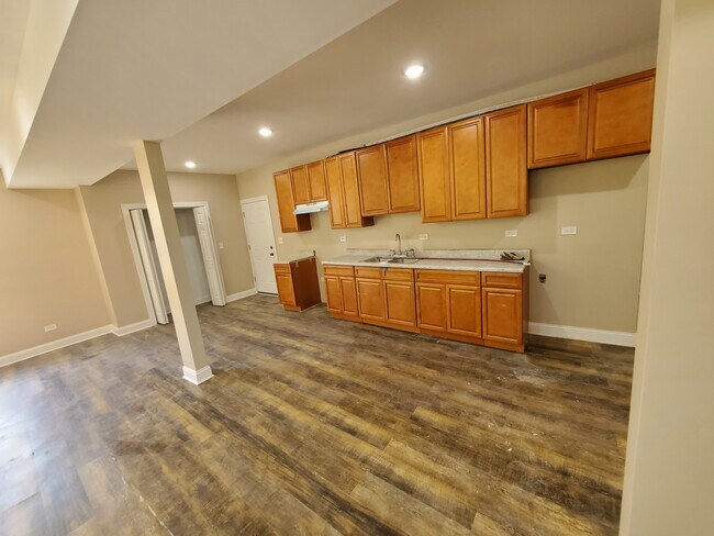 Building Photo - 601 Delaware St