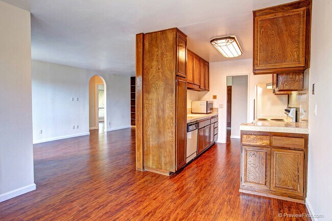 Foto del edificio - 1624 Cypress Ave