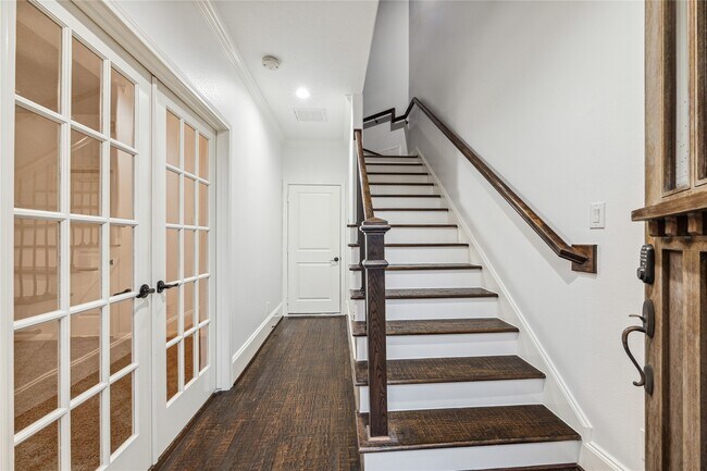 Foto del edificio - 1046 W 23rd St