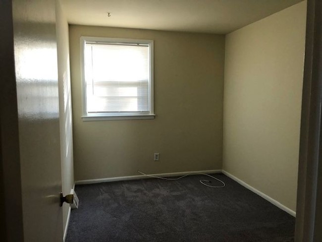 Foto del edificio - Two Bedroom Duplex Apartment 19116