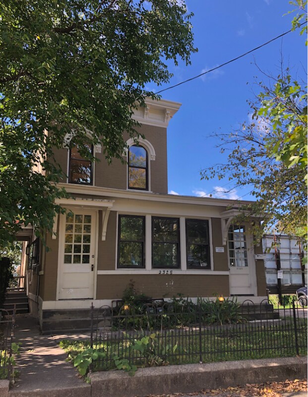 Foto del edificio - 2325 W McMicken Ave