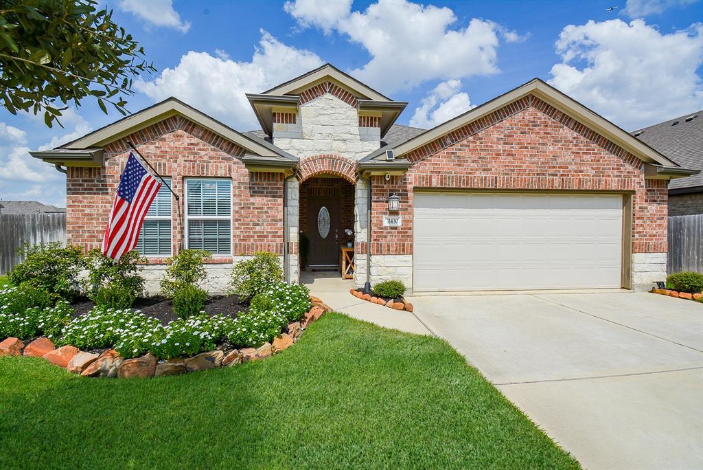 Primary Photo - 31430 Stone Ridge Forest Dr
