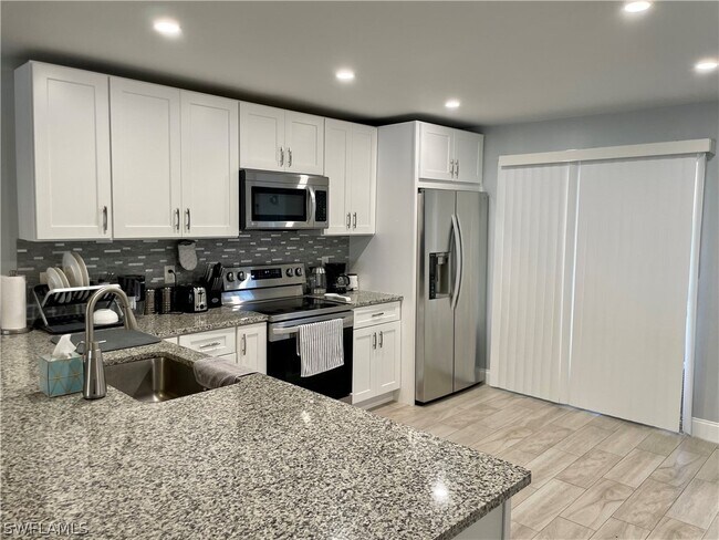 Foto del edificio - 4270 Jack Frost Ct